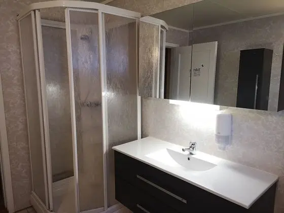 Krossen Ground floor apt, 3 bedrooms, Fjord View