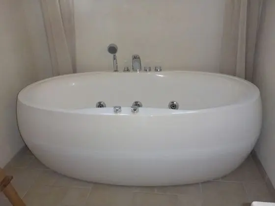 Deluxe Tek Büyük Yataklı Oda, Özel Banyo