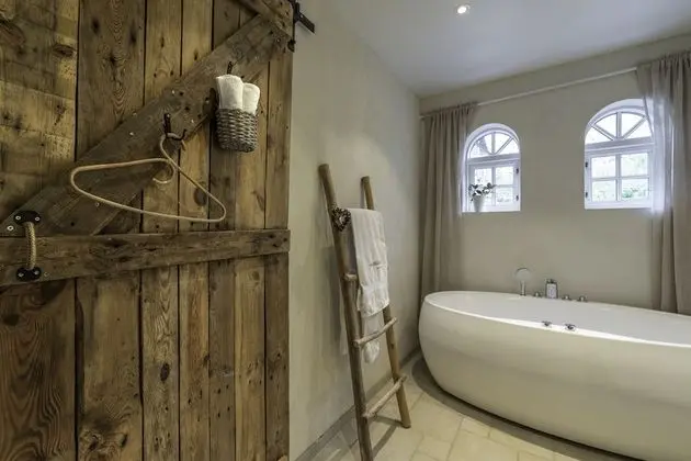 Deluxe Tek Büyük Yataklı Oda, Özel Banyo