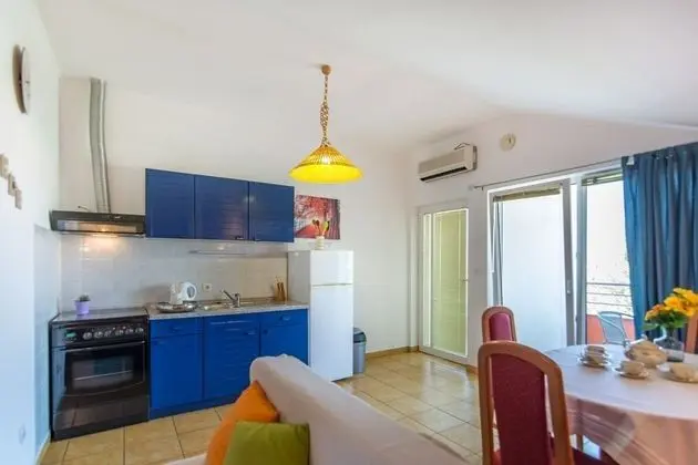 Apart Daire (Višnja - free parking - A1(2+2))