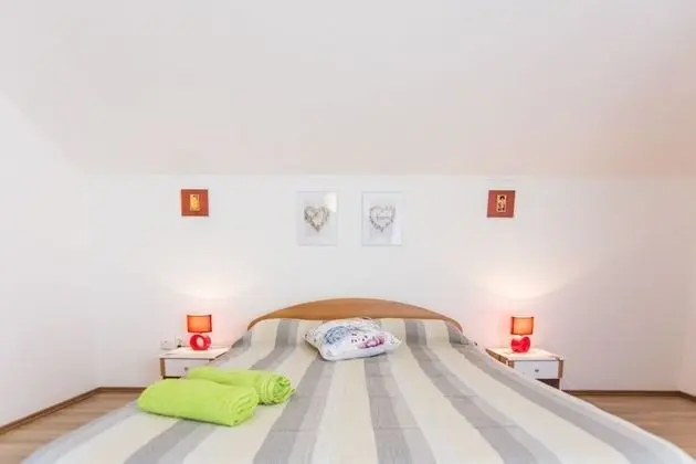 Apart Daire (Višnja - free parking - A1(2+2))