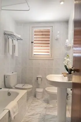 Standard Üç Kişilik Oda