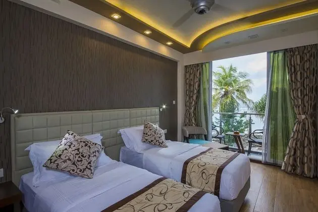 Deluxe Tek Büyük Yataklı Oda, Deniz Manzaralı