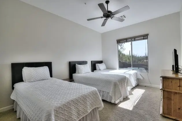 Ev (6 Bedrooms)
