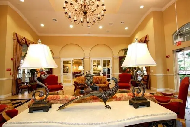Daire (4114 Vista Cay)