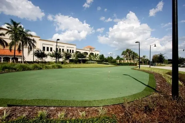 Daire (4114 Vista Cay)
