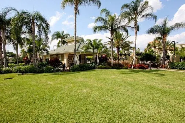 Daire (4126 Vista Cay)