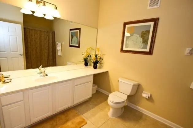 Daire (4126 Vista Cay)