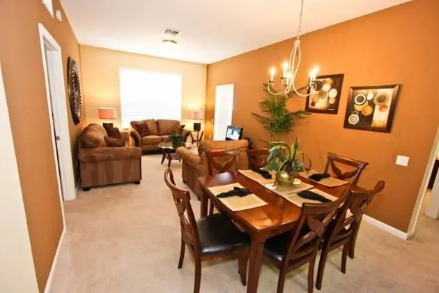 Daire (4126 Vista Cay)