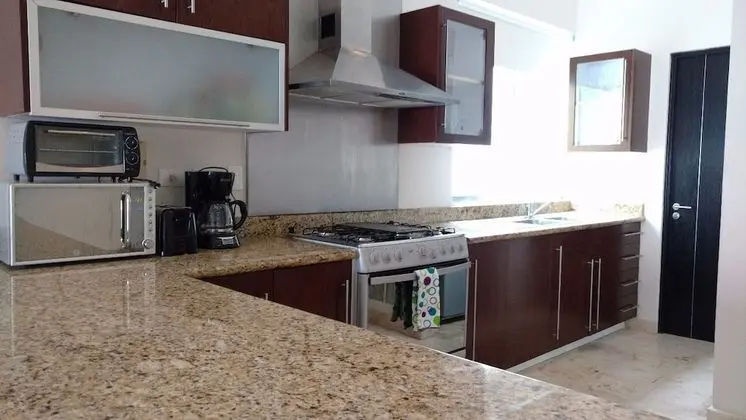Family Daire, Havuz Kullanımı, Avlu Manzaralı
