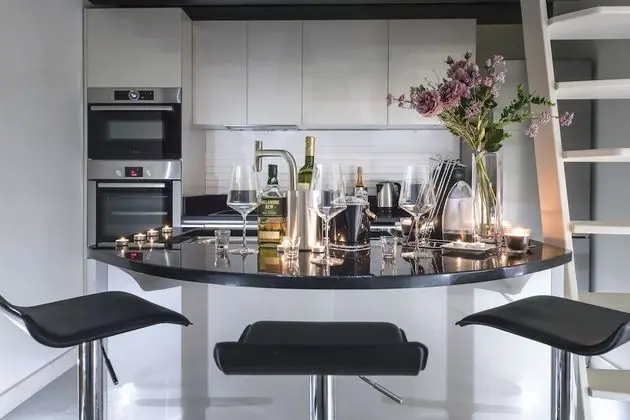 Executive Apart Daire, Deniz Manzaralı, Zemin Kat