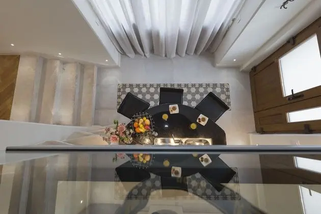 Executive Apart Daire, Deniz Manzaralı, Zemin Kat