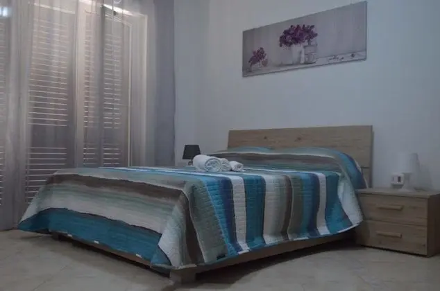 Dört Kişilik Oda, Sigara İçilmez
