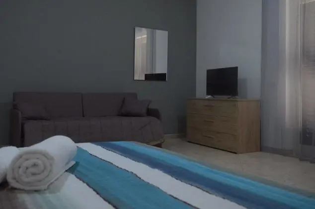 Dört Kişilik Oda, Sigara İçilmez