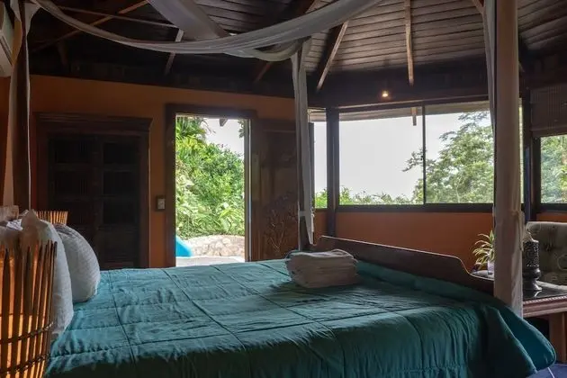Deluxe Villa, 1 En Büyük (King) Boy Yatak