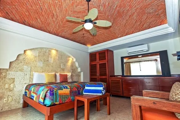 Family Villa, 4 Yatak Odası, Denize Sıfır
