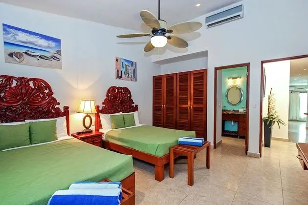 Family Villa, 4 Yatak Odası, Denize Sıfır