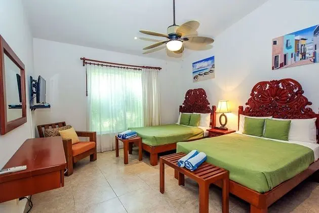 Family Villa, 4 Yatak Odası, Denize Sıfır