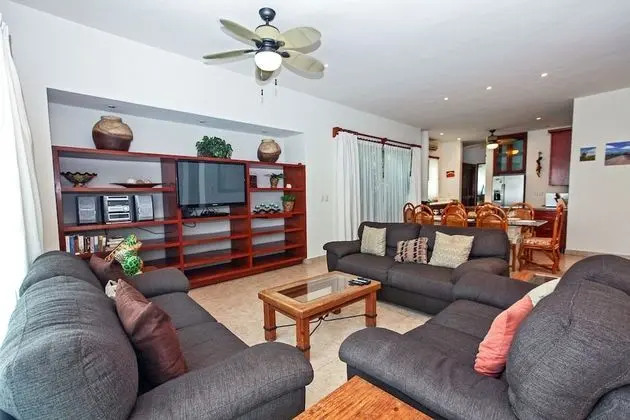 Family Villa, 4 Yatak Odası, Denize Sıfır
