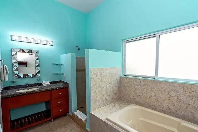 Family Villa, 4 Yatak Odası, Denize Sıfır