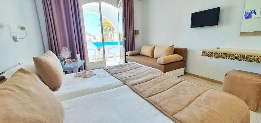Tek Büyük veya İki Ayrı Yataklı Oda