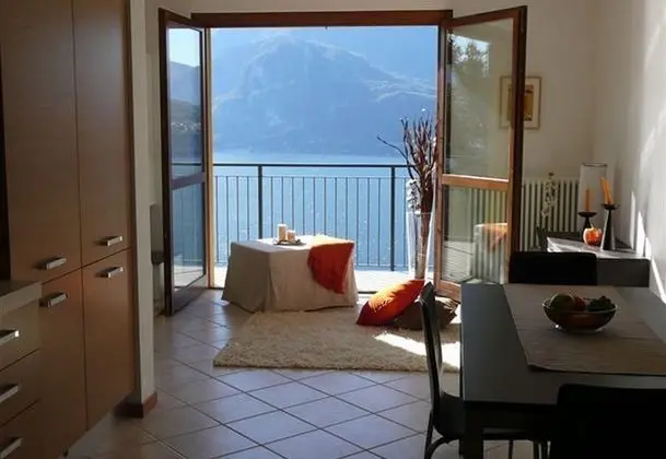 Family Apart Daire, Birden Çok Yatak, 2 Banyolu, Dağ Yamacı (Vista d'Oro Ulivo Apt. 8/10)