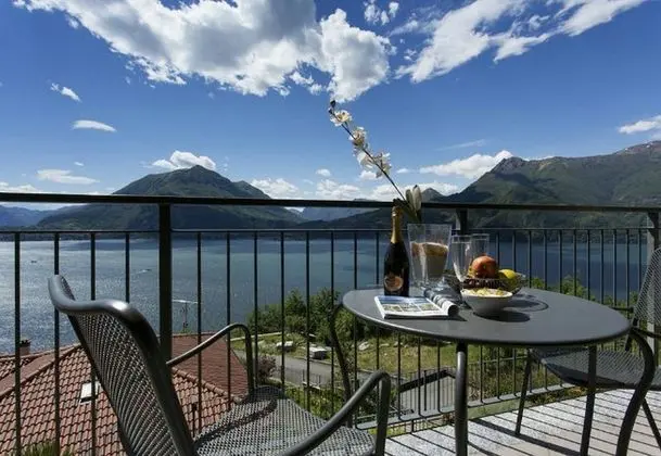 Family Stüdyo, 1 Çift Kişilik Yatak, Dağ Manzaralı, Dağ Yamacı (Vista d'Oro Ulivo Apt. 8)