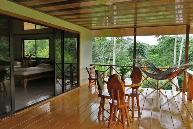 Villa Cecropia Vista al Bosque