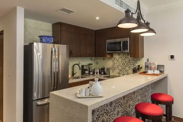 One Bedroom Ocean Vista Suite