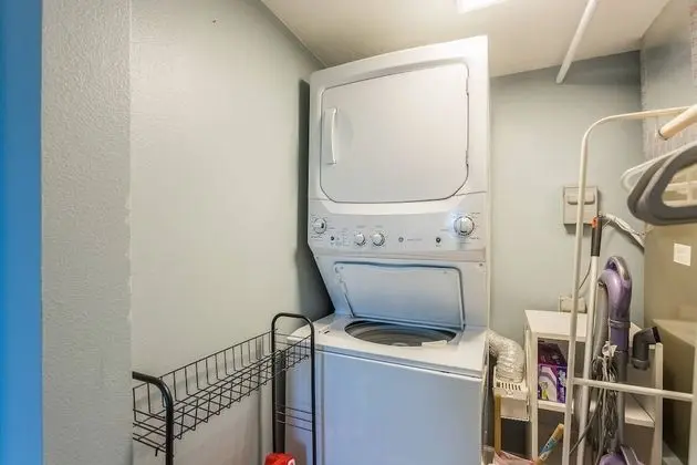 Daire (Vista Hermosa 3rd Floor - Elevator)