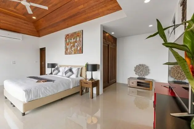 4-Bedroom Villa with Private Pool