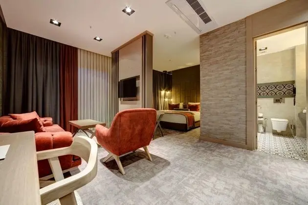Suite,Deniz Manzaralı,Jakuzili