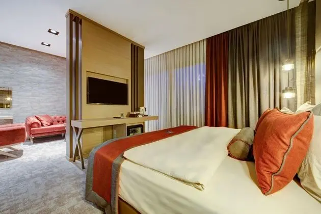 Suite,Deniz Manzaralı,Jakuzili