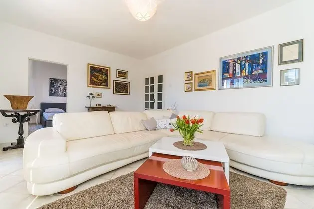 Villa (Four Bedroom House with Terrace)