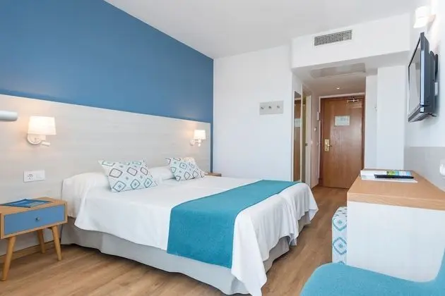 Tek Büyük Yataklı Oda, Balkon, Deniz Manzaralı