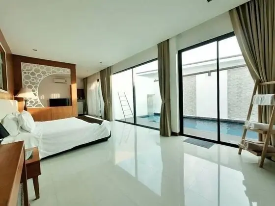 Garden Pool Villa