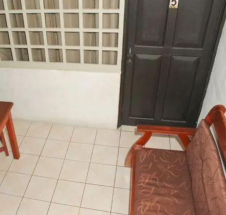 Basic Tek Büyük Yataklı Oda