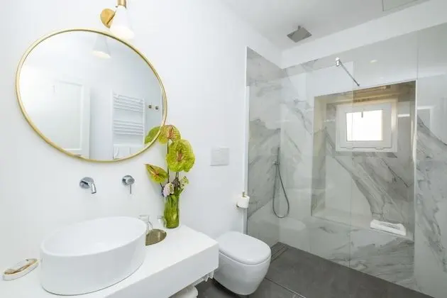 Standard Tek Büyük Yataklı Oda (Private External Bathroom)