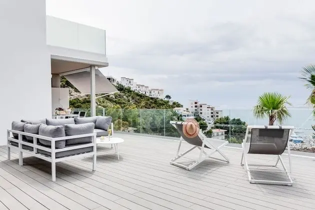 Apart Daire, 3 Yatak Odası, Kişiye Özel Havuzlu, Deniz Manzaralı (Ref. 042)