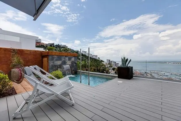 Apart Daire, 3 Yatak Odası, Kişiye Özel Havuzlu, Deniz Manzaralı (Ref. 042)