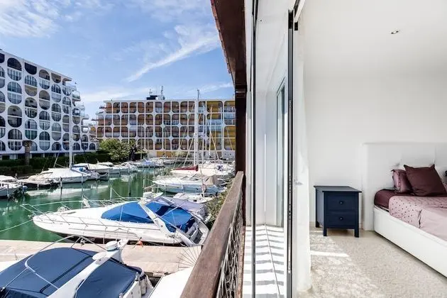 Apart Daire, 2 Yatak Odası, Deniz Manzaralı (Ref. 004)