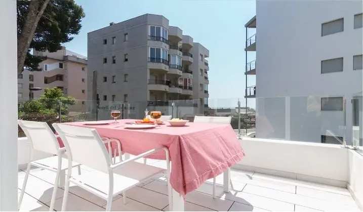 Apart Daire, 2 Yatak Odası (Ref. 006)