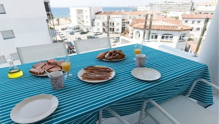 Apart Daire, 3 Yatak Odası (Ref. 009)