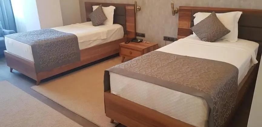 İki Ayrı Yataklı Oda, Şehir Manzaralı