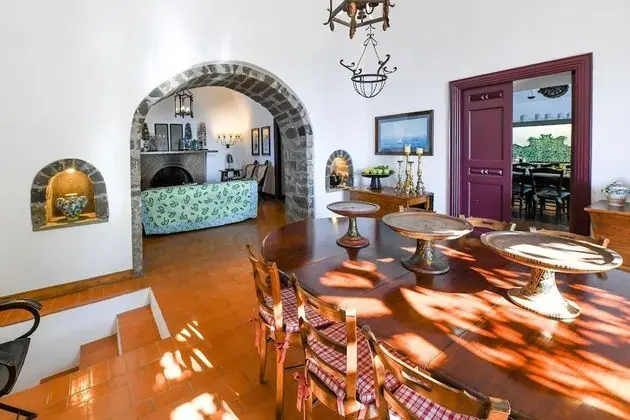 Villa, Sigara İçilebilir