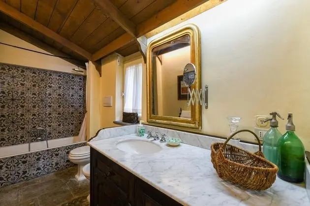 Villa, Sigara İçilebilir