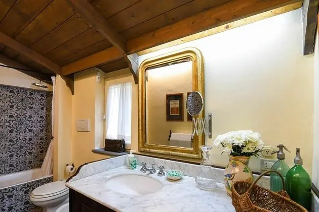 Villa, Sigara İçilebilir