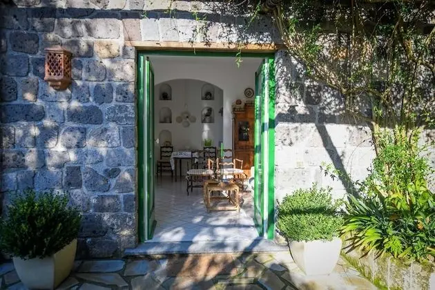 Villa, Sigara İçilebilir