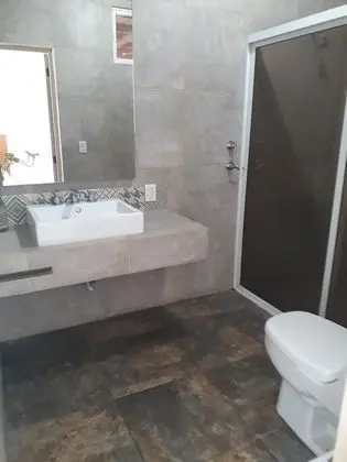 Tek Büyük Yataklı Oda, 2 Çift Kişilik Yatak