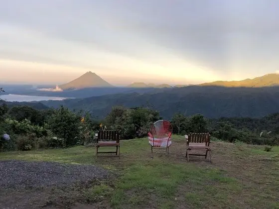 Standard Tek Büyük Yataklı Oda, 2 Çift Kişilik Yatak, Dağ Manzaralı